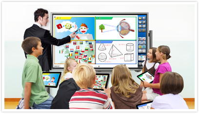 Image of a class using a Smartboard